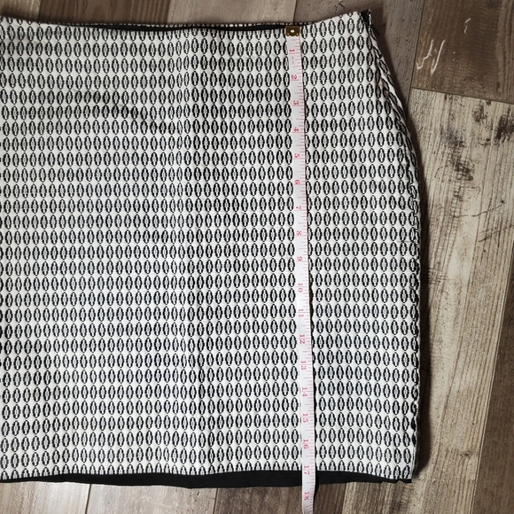 Ann Taylor Tapestry Lined Side Zip Pencil Skirt Women's Size 4 NWOT Black White - Picture 10 of 14